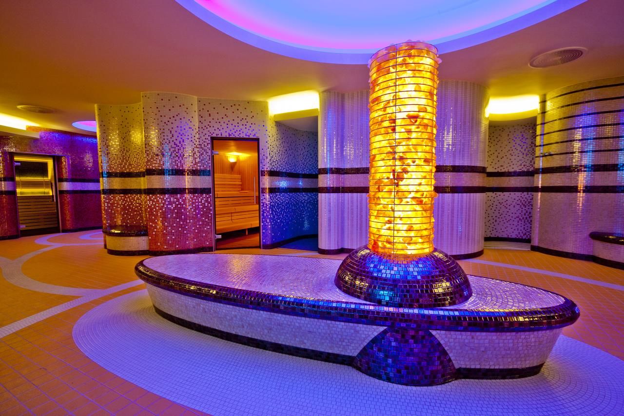 Отель Hotel Wellness Medical Spa Unitral Мельно-34